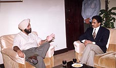 Gurmant Grewal, a Member of the House of Commons and Deputy Leader of the Opposition in Canada, called on the Union Minister of State for Industry, Mr Sukhbir Singh Badal, in Delhi on Wednesday. They exchanged views on strengthning Indo-Canadian trade relations.