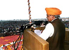  Prime Minister Atal Behari Vajpayee addresses a public meeting after laying the foundation stone of an oil refinery at Phulokhari in Bathinda district on Friday