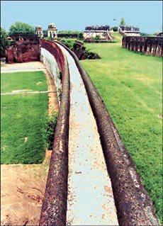 The fort had a specially designed chanel to supply water. Photo by Gautam Singh