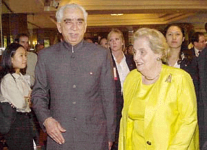 US Secretary of State Madeleine Albright walks with her Indian counterpart Jaswant Singh during the ASEAN post-ministerial conference in Bangkok on Friday.