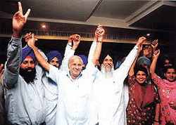 BSP President Kanshi Ram with Gurinder Singh Dhanola of Sarb Hind Shiromani Akali Dal (SHSAD) who joined BSP along with his supporters in Chandigarh on Monday.
