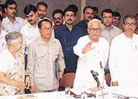 Chief Ministers of non-NDA ruled states at a press conference on saffronisation of education in New Delhi on Sunday. 