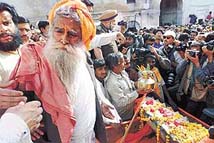 Ram Janmabhoomi Nyas chief Ramchandra Das Paramhans at the shila daan ceremony