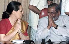 Deputy Speaker of the Lok Sabha P. M. Sayeed and Congress President Sonia Gandhi at the all-party meeting