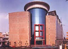 Wills Life Style store was launched in Noida’s posh five-storey shopping mall.