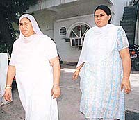 Former PWD Minister Sucha Singh Langahs wife Harbhajan Kaur and daughter Sarbjit Kaur 