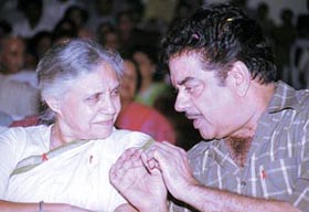 Chief Minister Sheila Dikshit with Union Minister of Health Shatrughan Sinha during the launch of AIDS awareness campaign in the Capital