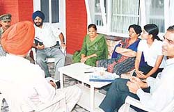 A Delhi police team questions Madhu and Komal , wife and daughter, respectively, of Mr Ravi Kant Sharma