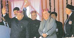 Prime Minister Atal Behari Vajpayee waves to the crowd after laying the foundation stone of Mohan Shakti National Heritage Park near Solan
