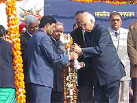 Mr L. K. Advani inaugurates the new terminal building complex 
