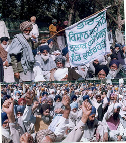 BKU farmers stage protest in Patiala