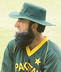 saeed anwar daughter