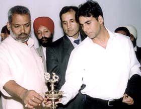 Minister of State for Rural Development Sanjay Paswan and actor Akshay Kumar inaugurate the HT&E Institute