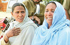 Surinder Kaur (right), mother of Joginder Singh, awaits the return of her son from Pakistan. Joginder was detained by Pakistan at the Wagah checkpost on Sunday.