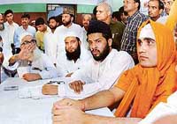 Jagadguru Shankracharya Swami Shri Adhoshyanand Dev Teerathji Maharaj with Muslim priests