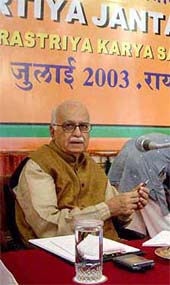 Deputy Prime Minister L.K. Advani addresses the BJP National Executive meeting in Raipur