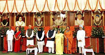 Prime Minister Atal Bihari Vajpayee, along with other leaders, poses for a group photo