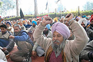 PSEB employees protest against the privatisation policy of the government