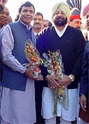 Punjab Chief Minister Amarinder Singh with Mr Parvez Elahi, Chief Minister of Punjab in Pakistan