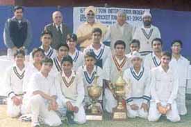Former Indian cricket captain Bishan Singh Bedi and Gursharan Singh with Gyan Bharati Academy team who won the Under-15 Inter-School Cricket Tournament