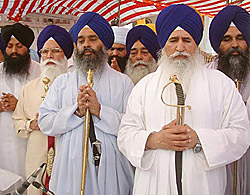 Jathedar of Akal Takht Giani Joginder Singh Vedanti, Jathedar, Kesgarh Sahib, Giani Tarlochan Singh, a former SGPC chief, Mr Kirpal Singh Badungar, and Bhai Ishar Singh, elder son of Sant Jarnail Singh Bhindranwale, perform ardas at Akal Takht on Sunday.