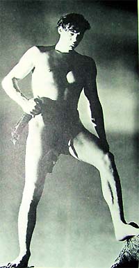 Weissmuller’s modelling caught the eye of Hollywood’s producers
