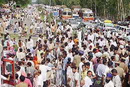 Flood-hit residents of Ambala took their fight on to the highway, blocking traffic on the Amritsar-Delhi road for two hours on Friday.