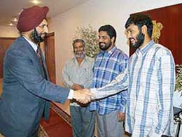 India’s Ambassador to Kuwait Swashpawan Singh bids farewell to the hostages released in Iraq