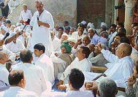 The proceedings of a nationally televised Khap Panchayat held to decide the fate of Sonia in Asanda village in Jhajjar district
