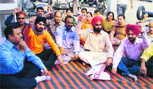Employees of the Life Insurance Corporation of India at a dharna