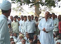 Mr Pratap Singh Lohan, who has proposed marriage of his daughter to a Kadyan boy at Jakholi village, speaks at a khap mahapanchayat at Narnaund village, 55 km from Hisar, on Sunday. 