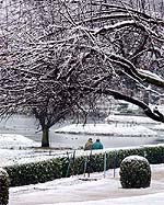 A view of snowfall in Srinagar on Saturday, the first day of 2005, which commenced in Jammu and Kashmir covering most parts of the valley with a white blanket. 