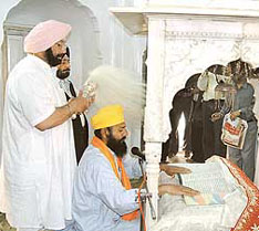 Punjab Chief Minister Amarinder Singh performs the Sewa of Chaur Sahib at Gurdwara Janam Asthan Sri Guru Nanak Dev Ji at Nankana Sahib on Wednesday.