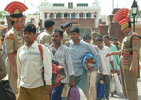 The fishermen released from Pakistan jail cross over to India on Tuesday.
