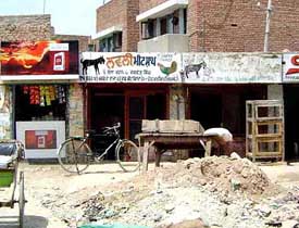 Meat and cigarette shops do good business in Muktsar even as the state government and the SGPC make preparations for the tercentenary of the 40 muktas’ martyrdom next month.