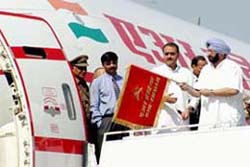 Punjab Chief Minister Amarinder Singh flags off the inaugural Air-India flight (Amritsar-Birmingham-Toronto) from Rajasansi International Airport in Amritsar