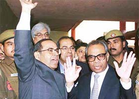 File photo of three Hinduja brothers at Tis Hazari courts in Delhi after they appeared before a designated CBI court in the Bofors Case