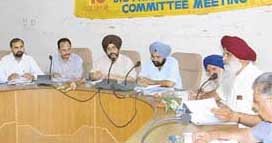 Mr Ajmar Singh, Additional Deputy Commissioner, while addresses the quarterly review meeting of district-level review committee of bankers held at Bachhat Bhavan, Ludhiana