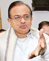 Union Finance Minister P. Chidambaran talks to mediapersons during a meeting of the Forum of Financial Writers in New Delhi on Wednesday.