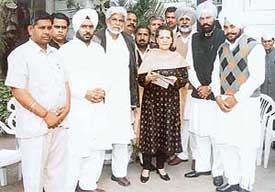 Mrs Sonia Gandhi with a delegation of Rai Sikhs who called on her in Delhi on Thursday.