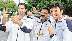 Indian gold medalists Vivek Singh, Samresh Jung and Ronak Pandit in a jubilant mood at the Commonwealth Games in Melbourne on Saturday