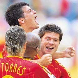 Spanish forward David Villa celebrates after scoring a goal during the World Cup 2006 Group-H football match against Ukraine