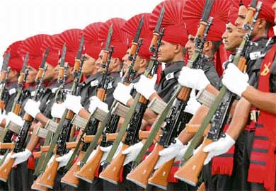 New recruits of the Jammu and Kashmir Light Infantry Regiment during the passing out-cum-attestation parade of the 75th Recruit Course held at the Jakli Regiment Centre at Rangreth in Srinagar on Saturday