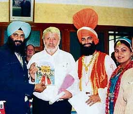 Mr Davinder Singh Chinna, Director of the PCPC, being awarded with a Diploma D’ Honneur