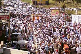 People accompany the body of Bhai Jasbir Singh for cremation in Mohali