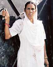 Harbans Kaur outside Ramdharis house in Lavkeri village, near Karnal.