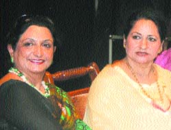 Renowned folk singer Doli Guleria (right) and Ms Jasmeet Kaur Nayyar, Principal, S.R. Government College for Women, during a national seminar on “Indian Folk Music and Punjab” in Amritsar.