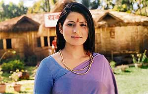 DOLLY GIRL: Dolly Sohi returns as the spiritual guide for the Chopra Khandaan in Bhabhi