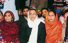 Congress nominee for Malerkotla Razia Sultana canvasses on foot with her supporters