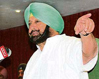 Former Chief Minister Amarinder Singh addresses a press conference in Chandigarh.